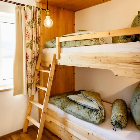 Apartment Lippingergut - Sissis Sommerfrische *